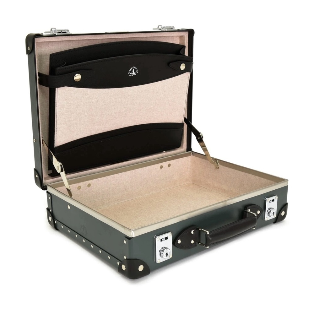 Globe Trotter ,NO TIME TO DIE LUGGAGE COLLECTION Attaché, Limited edition $ 2445 - Picture 6 of 16